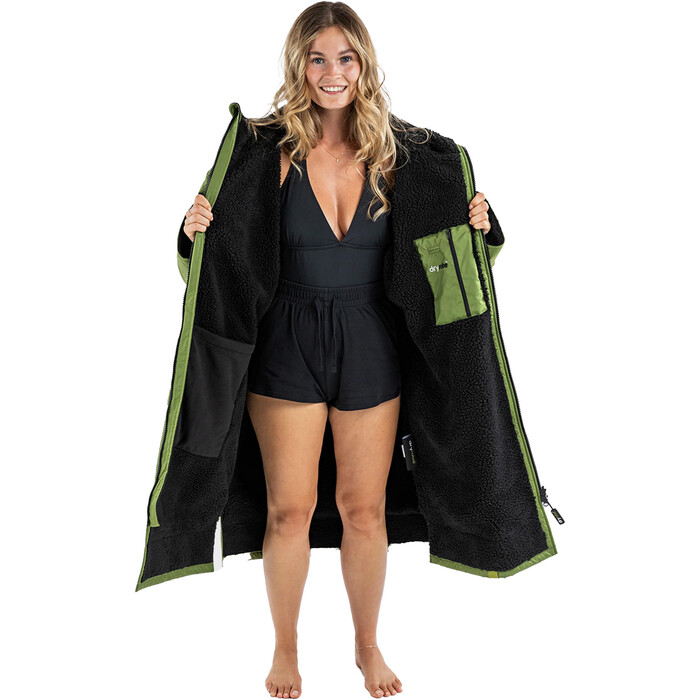 2024 Dryrobe Advance Long Sleeve Changing Robe V3 DALSV3 - Dark Green / Black